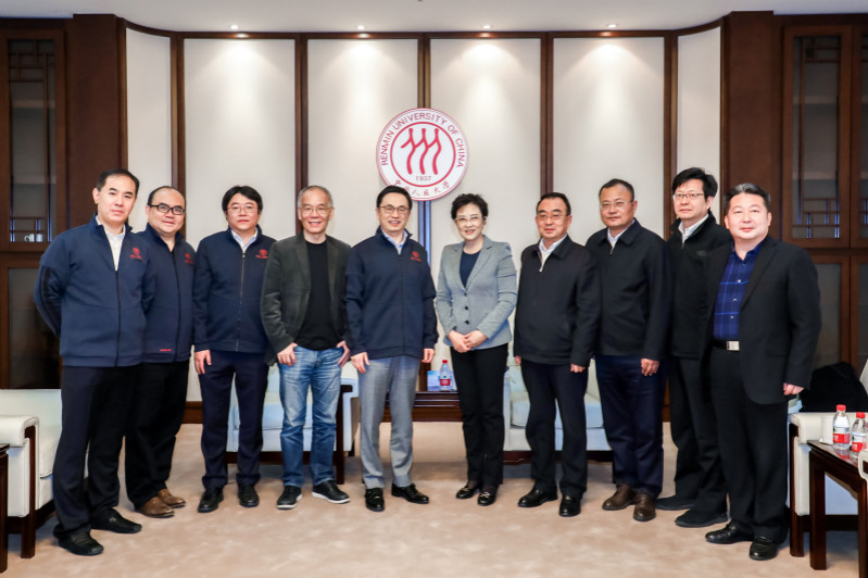 6ab5c376e76b4397b4cb3d6483882310.jpg 开学典礼 嘉宾会谈靳诺1_meitu_8.jpg