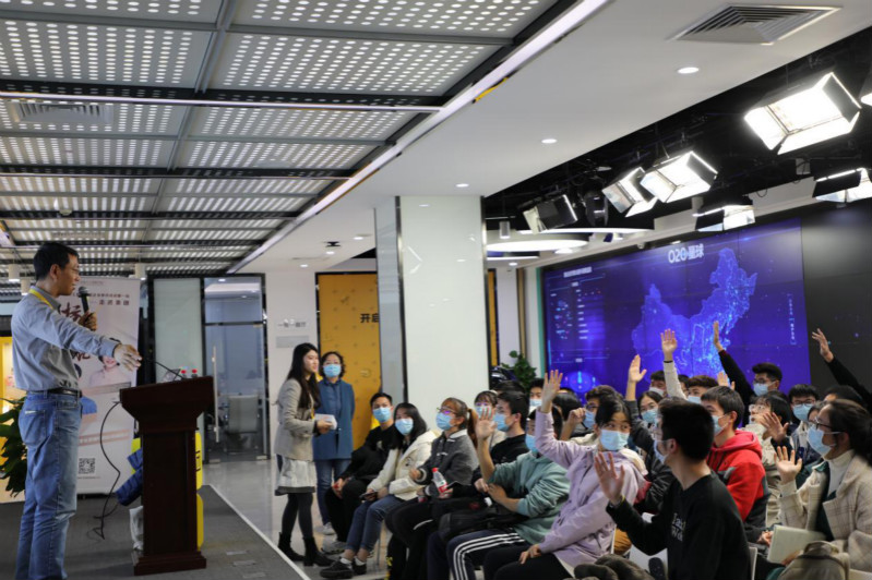 66fd76c8cb6048c4be93e90d1c884fe1.jpg 图片3_meitu_3.jpg